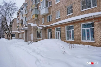 Так выглядит здание, на первом этаже которого создают «Дом-маяк» | Источник: Тимофей Калмаков / 59.RU