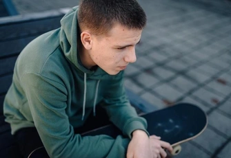 «Родители хотят, чтобы я жил по правилам, а я не хочу тратить жизнь на чужие установки»