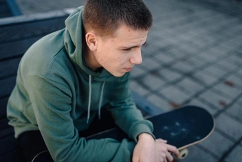 «Родители хотят, чтобы я жил по правилам, а я не хочу тратить жизнь на чужие установки»