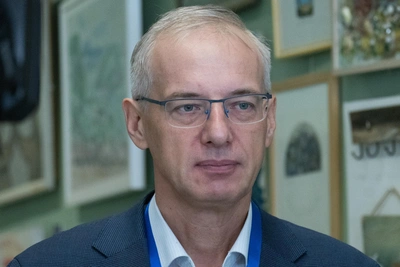 Алексеев предложил обложить НДС покупки с иностранных сайтов