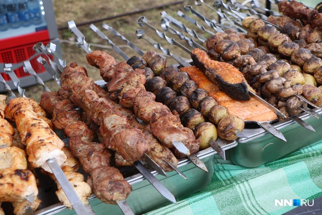 Какой шашлык любите вы: из свинины, курицы, баранины или веганский? | Источник: Наталья Бурухина