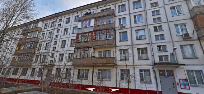 Одна из пятиэтажек на улице Паперника, которую должны снести | Источник: Яндекс Карты