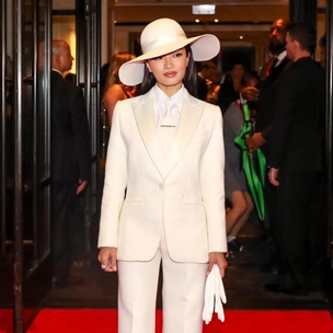 Упс! Модный конфуз: две актрисы пришли на Met Gala 2025 в одинаковых образах
