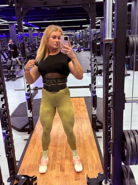 Анна Шукшина | www.starhit.ru