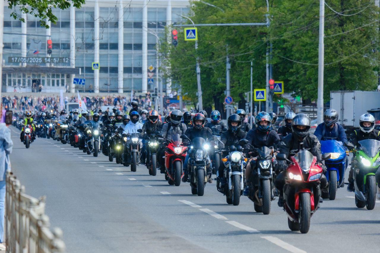 Брутальность зашкаливает: как в Уфе прошло открытие мотосезона — фото 