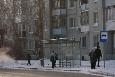 Omsk Woman Stranded as Trolleybuses Ignore Stop in Freezing Cold
