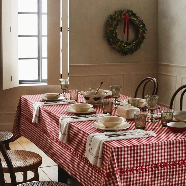 Новогодняя сервировка 2026: 85+ фото и идей Новогодняя сервировка 2026: 85+ фото и идей