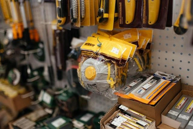 Есть всё необходимое для стройки и ремонта | Источник: «МаксиДом»