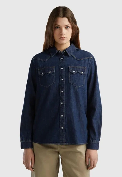 Правильные джинсы и кокетливое мини: 5 главных трендов денима 2026