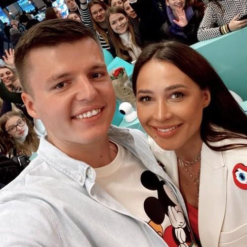 Бывшая Артема Чекалина столкнулась с хейтом из-за огромной силиконовой груди: «Бюст уже на глазах, прикройся, стыдоба!»