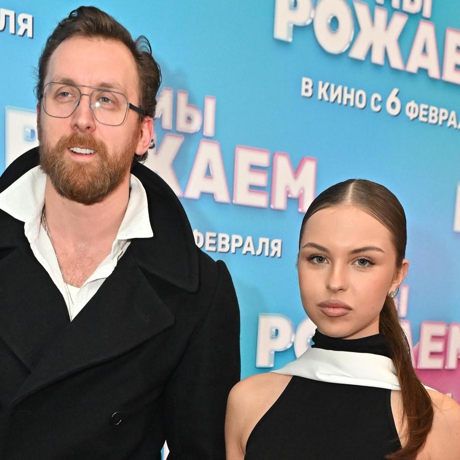 Данила Якушев женился на 19-летней девушке, в которую влюбился после уличного интервью