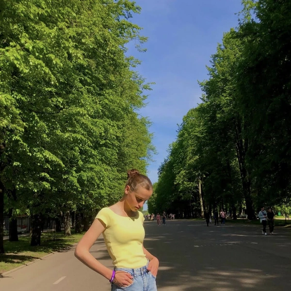 Адица Берзения, Адица Берзения модель, Адица Берзения фото | Источник: Социальные сети