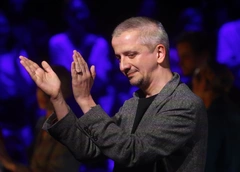 Пока Ксения Собчак грустит из-за праздника, Константин Богомолов хвастается финансовыми успехами