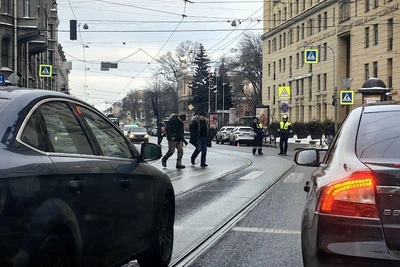 Traffic jams move to the center of St. Petersburg