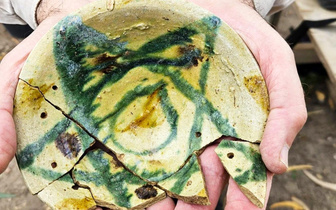 В Израиле найдена 1000-летняя чаша с пятиконечной звездой: что мог означать этот символ?