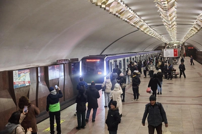 Прибыль новосибирского метрополитена упала на 104% в 2025