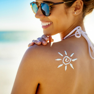 Beauty-обзор лучших солнцезащитных средств для летней косметички