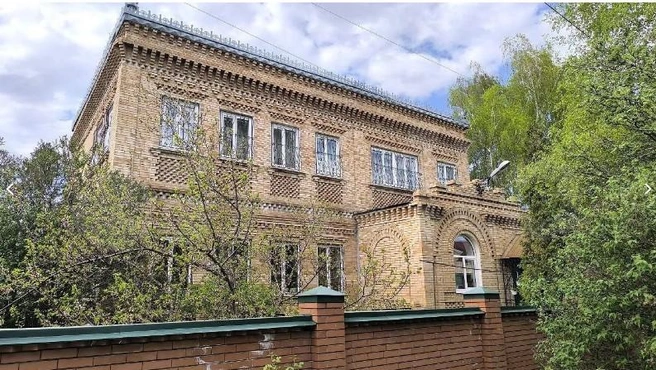 Площадь дома 335,5 квадратов | Источник: avito.ru