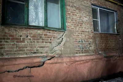 В Ростове срочно расселяют жильцов аварийного дома