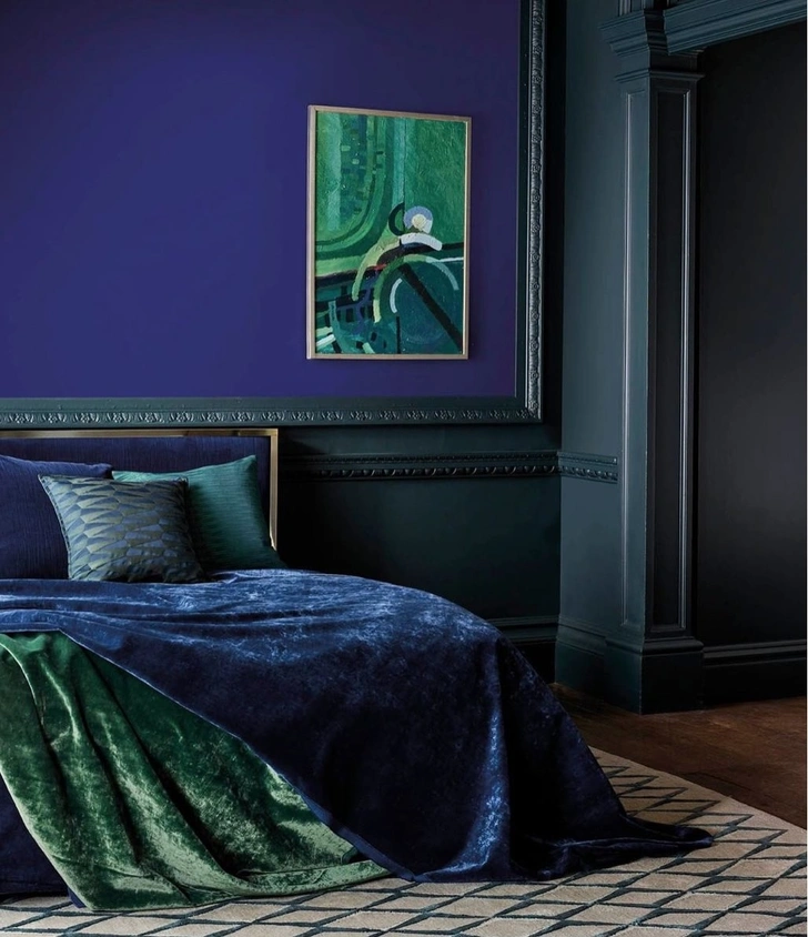 Оттенки Lazuli и Huntsman Green, палитра Alchemy of Colour, Zoffany.