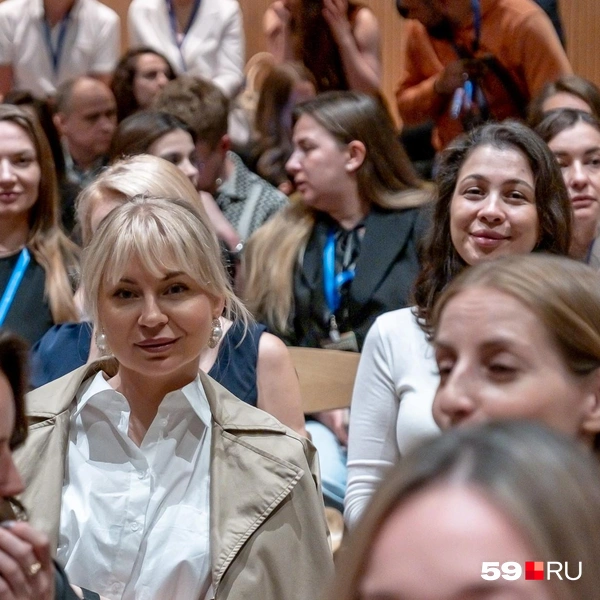Зал постепенно заполнили финалисты Народной премии 59.RU | Источник: Василина Любимова / 59.RU