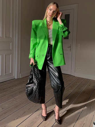 Яркий оверсайз пиджак 2021, оверсайз жакет 2021, купить пиджак купить жакет, что носить в офис, яркий стиль, цветовые сочетания, купить блейзер 2021, как носить пиджак