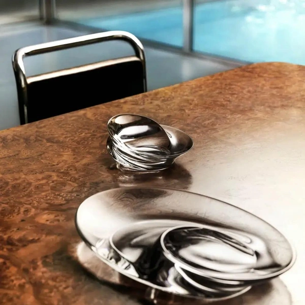 Посуда от Захи Хадид: ретроспектива