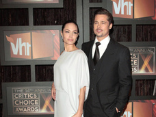 Мир, которого уже не ждали: Анджелина Джоли и Брэд Питт завершили судебные тяжбы длиной в семь лет