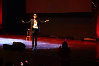 Билеты на концерт Павла Воли в Красноярске почти раскуплены