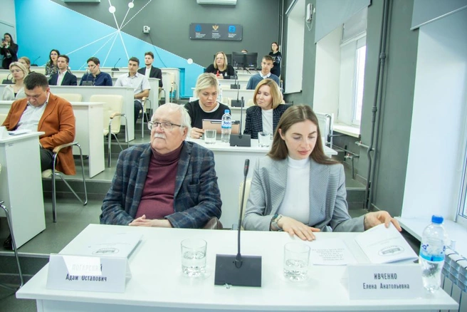 Педагогический университет представил программу по подготовке будущих учителей еще со школы | Источник: Законодательное Собрание Омской области