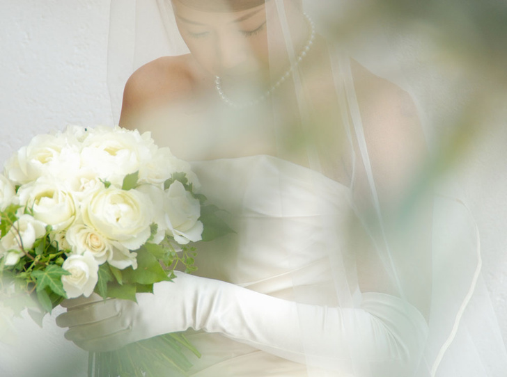 Праздник для невесты: почему свадьбы без жениха так популярны