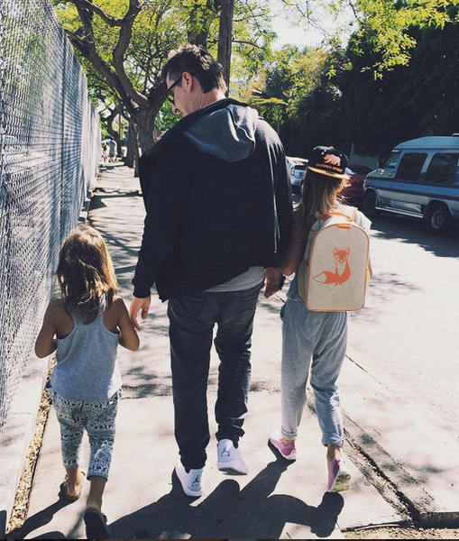 Дмитрий Алмазов с детьми Саши Василисой и Макаром в Лос-Анджелесе