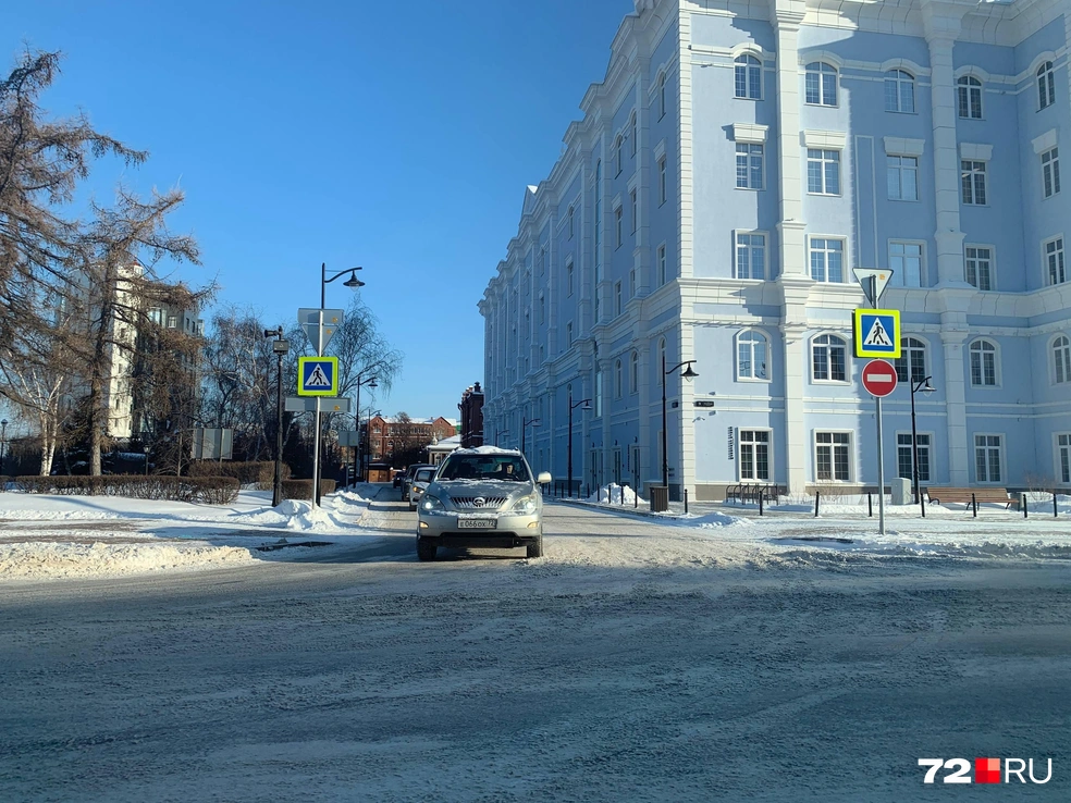 Движение по улице Тургенева не стали делать двусторонним | Источник: Никита Кифорук / 72.RU