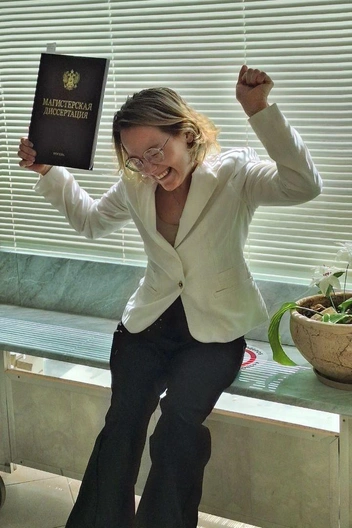 Александра Резникова&nbsp;— магистр | Источник: из архива героини 