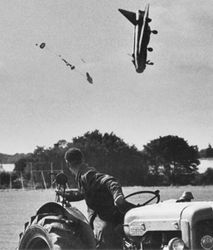 История одной фотографии: катапультирование пилота истребителя, сентябрь 1962 года