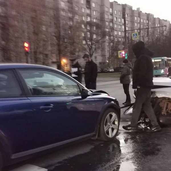 Источник: Мегаполис | ДТП и ЧП | Санкт-Петербург | Питер