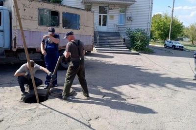 Водоканал Череповца прочистил сети в Алчевске