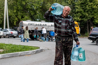 В Кургане устраняют утечку воды: сроки от «Водного Союза»