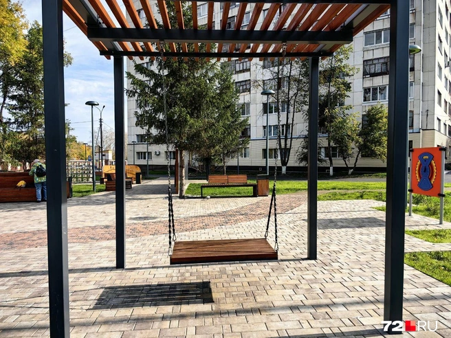 И еще качели!  | Источник: Павел Красоткин / 72.RU 