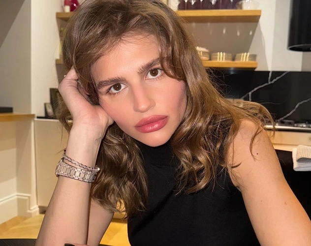 Самый красивый роман 2025 года: сколько Navai подарил Насте Мироновой за полгода