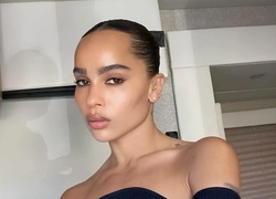 Почему коричневая подводка выглядит естественнее черной (и делает взгляд мягче)