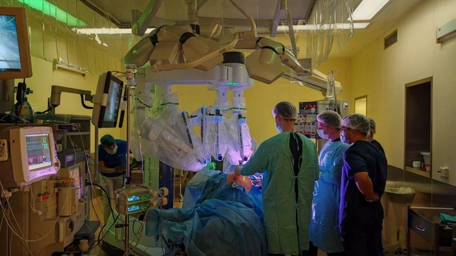 Кто тормозит лекарство от рака и правда ли, что сода может помочь? Глава онкоцентра Напалкова — о реальных и мнимых прорывах | Источник: пресс-служба Онкологического центра им. Напалкова