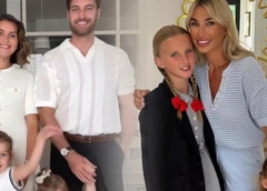 Первое сентября 2025: как одеться маме на линейку, чтобы выглядеть безупречно