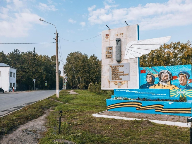 Из-за приказов полковника будущие военные летчики занимались не учебой, а стройкой и уборкой, и самолеты для них отошли на второй план | Источник: Наталья Лапцевич