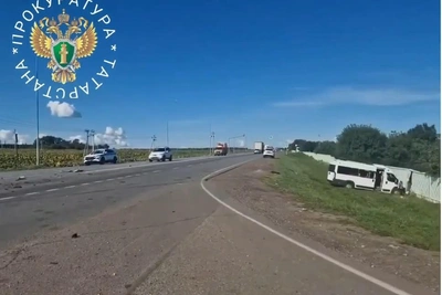Под Чистополем автобус попал в ДТП: пострадали 13 человек