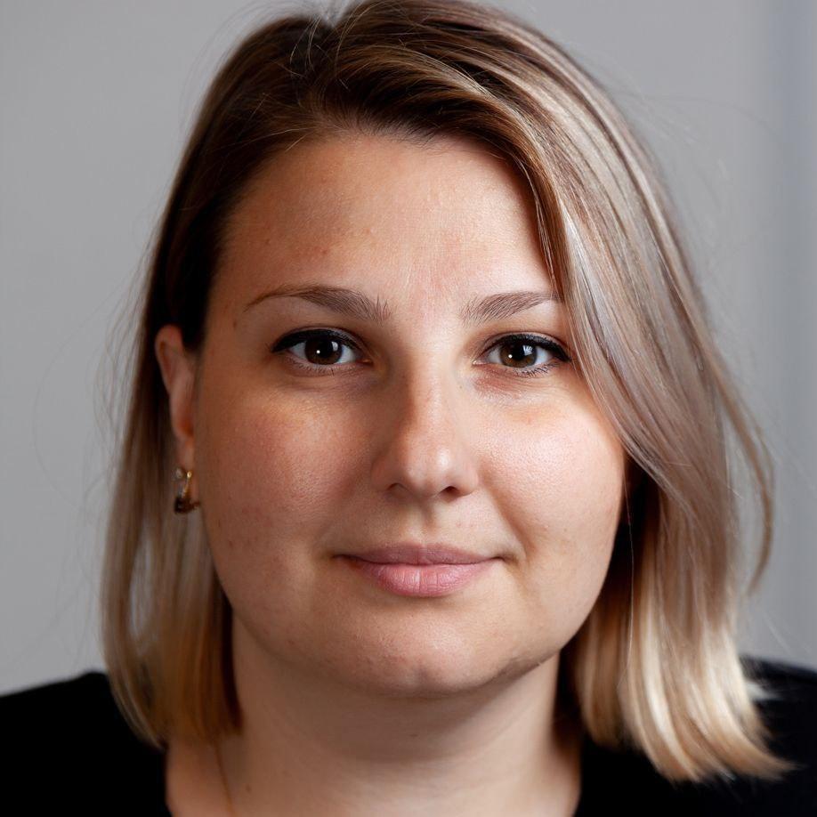 Елена Познахарева
