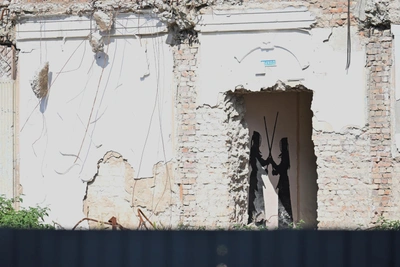 Суд отменил контракт на реставрацию Матросского клуба