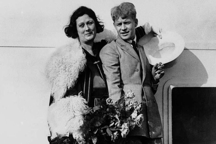 Айседора Дункан и Сергей Есенин  | Источник: Социальные сети 