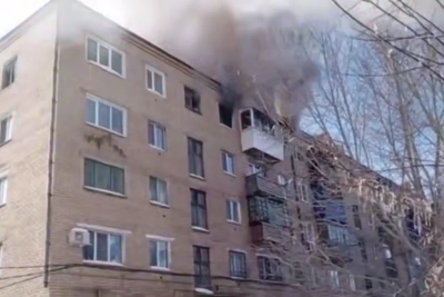 8-year-old rescued from fire in Svetly apartment, 6 others evacuate