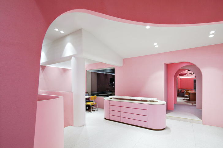 Розовый бутик Villa de Mûrir в Сеуле (фото 4)